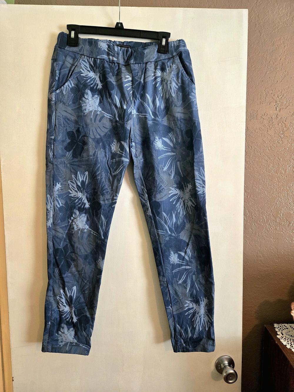 Blue Floral Ankle Jeans - Pull-On Comfort